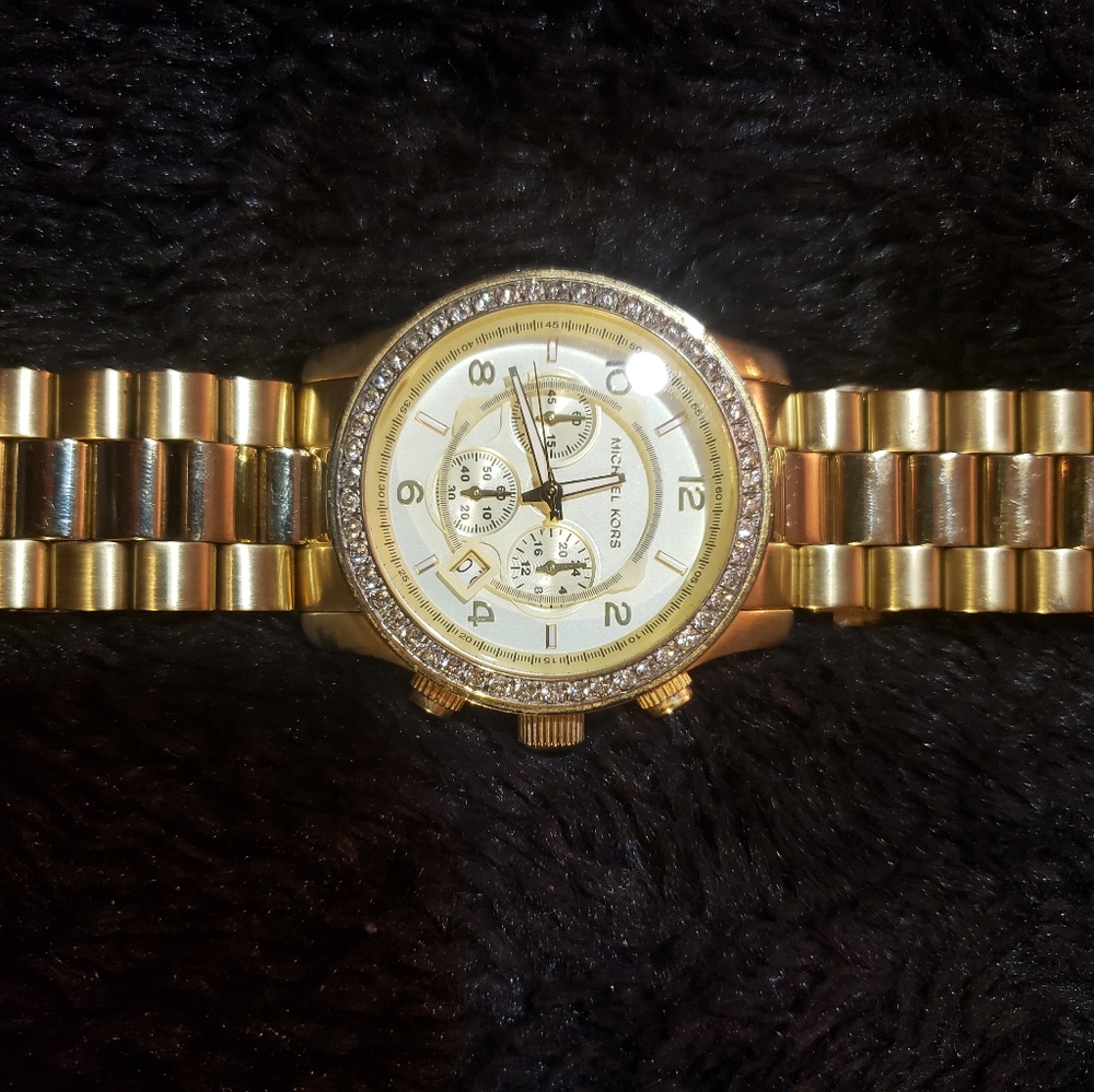 Michael Kors Mens Gold Watch - Picture 2 of 3